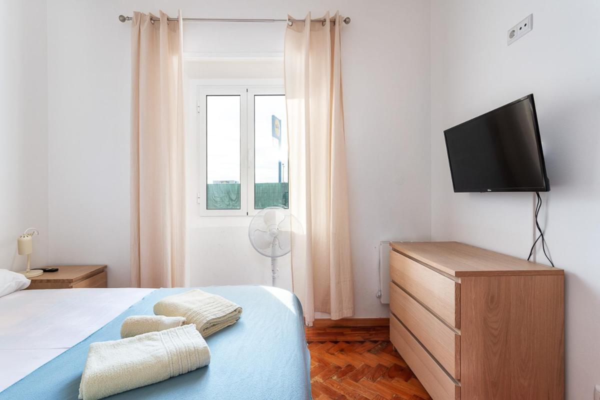 Blife Salinya Private Rooms At N125 Ольян Экстерьер фото