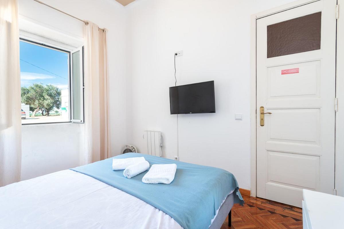 Blife Salinya Private Rooms At N125 Ольян Экстерьер фото