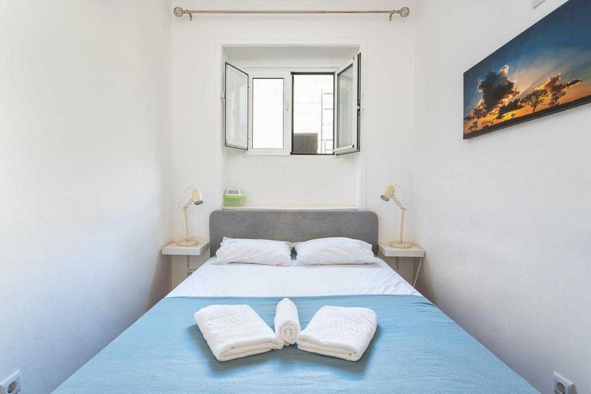 Blife Salinya Private Rooms At N125 Ольян Экстерьер фото