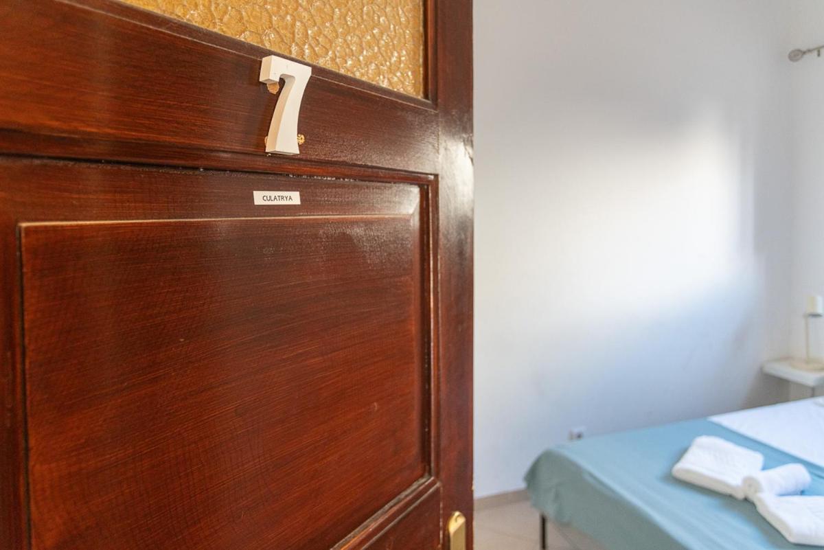 Blife Salinya Private Rooms At N125 Ольян Экстерьер фото